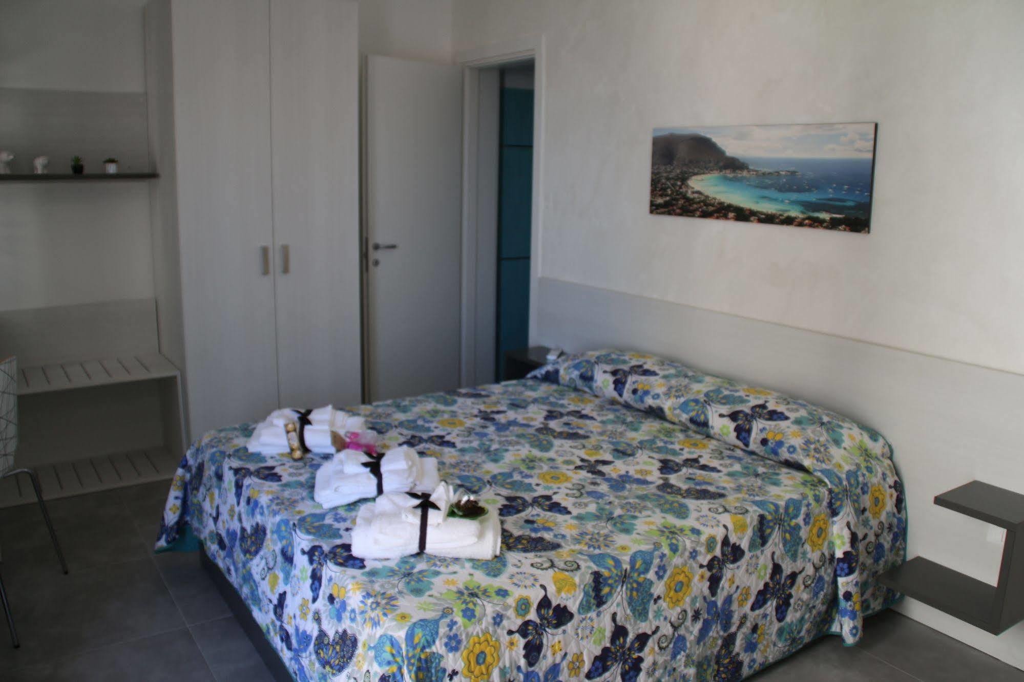 La Terrazza B&B Comiso Kültér fotó