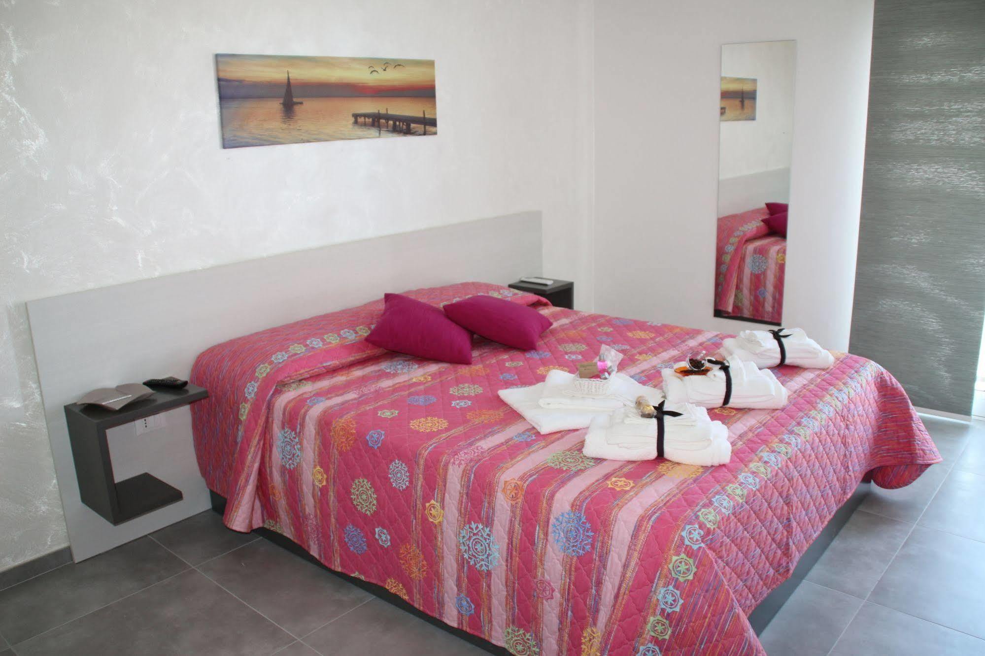 La Terrazza B&B Comiso Kültér fotó