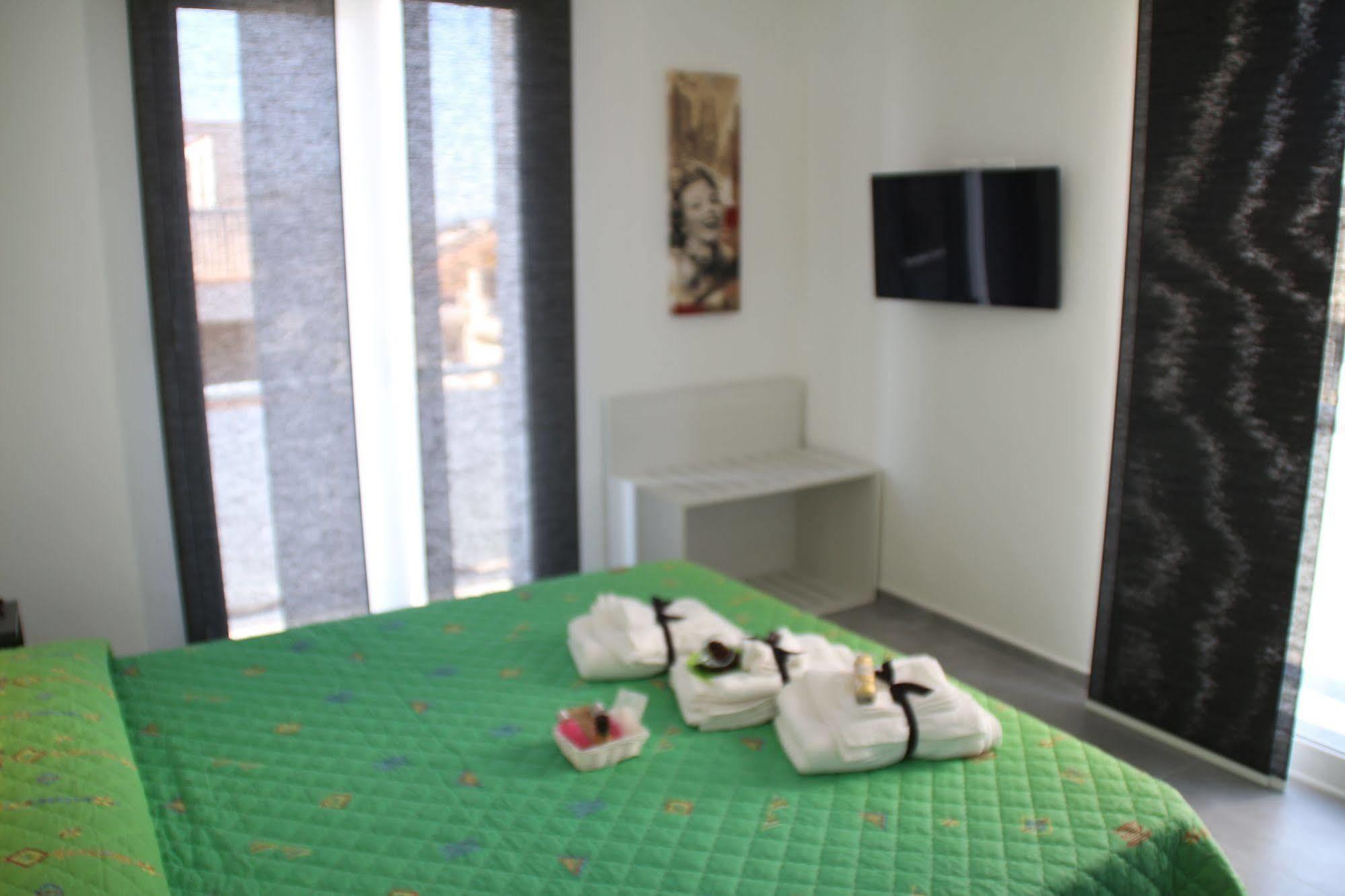 La Terrazza B&B Comiso Kültér fotó